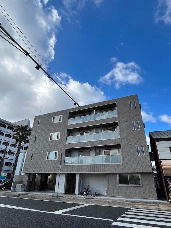 シャーメゾン坂田町