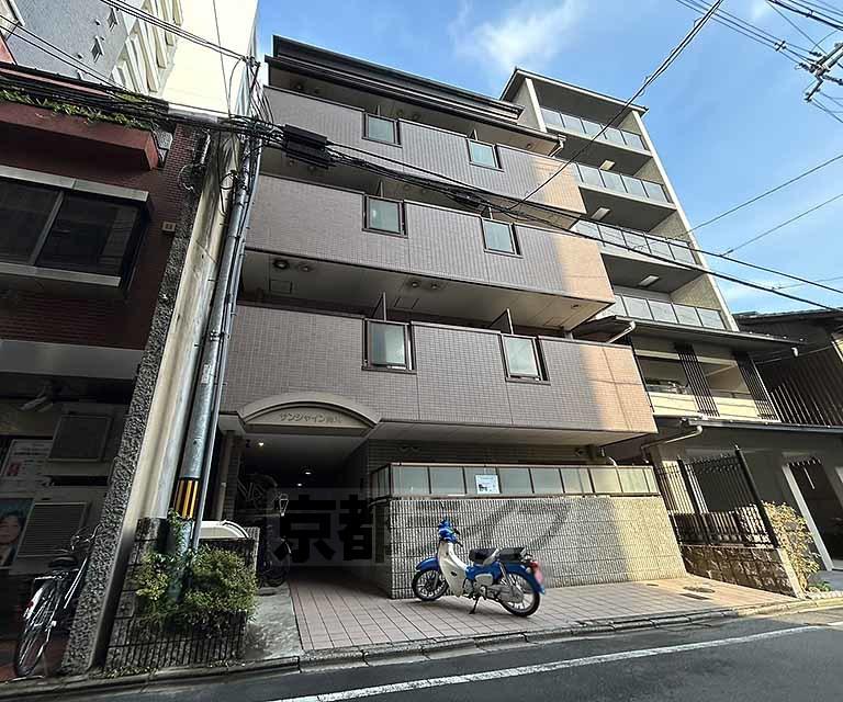 サンシャイン烏丸