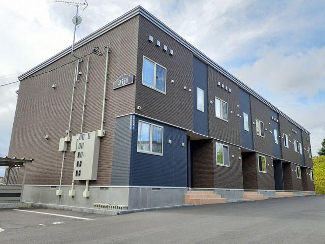 北海道滝川市 2階建 築7年