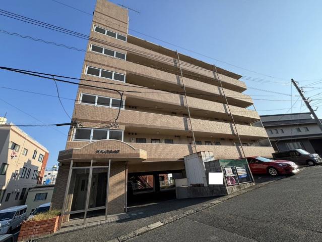 ラフィネ山の田