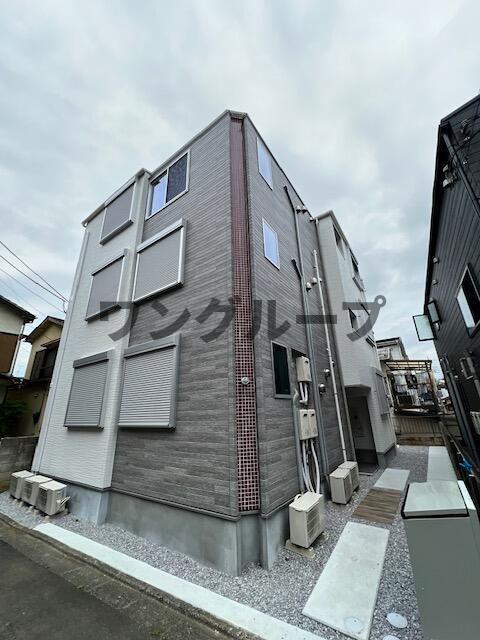TOKUMARU RESIDENCE