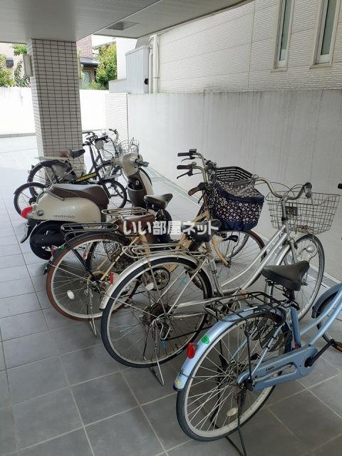 アベニュー岡