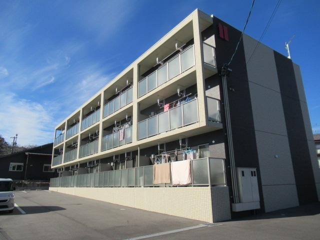 リーフ ニシヤマ