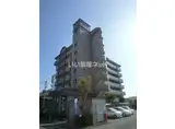 カーサ宮の前