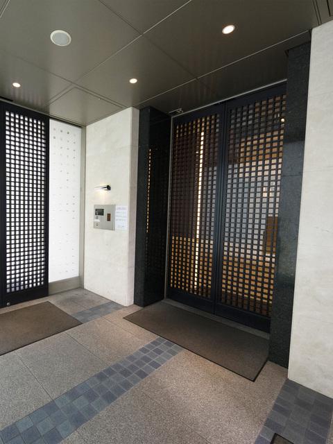 ザ・梅田タワー