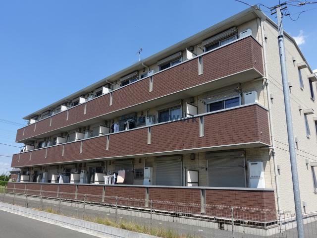 イーストパレス
