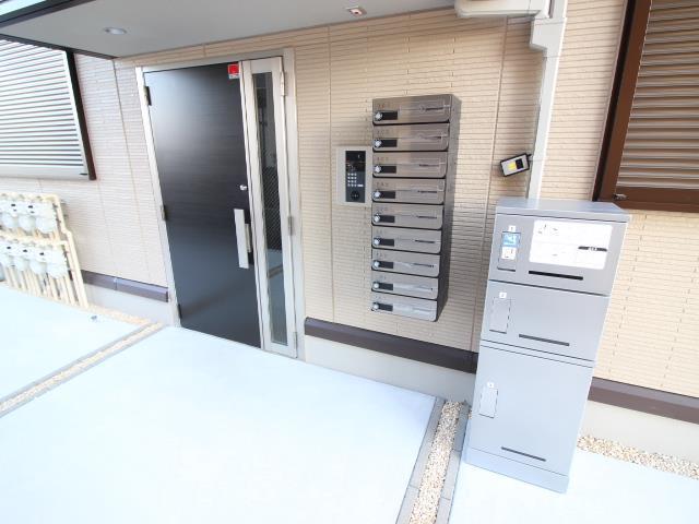 ハイピクチャー E棟