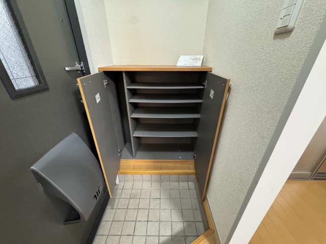 サンシャイン八丁 C棟