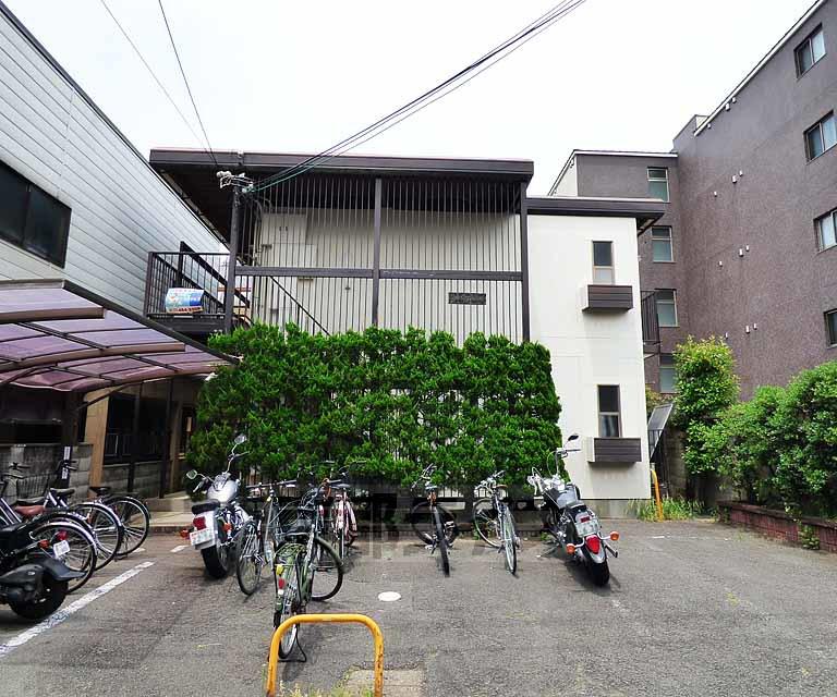 コーポシティハウス