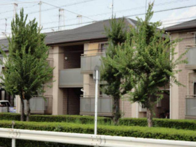 ルミエール清洲 A