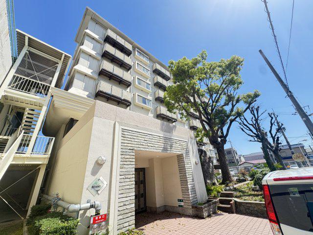 FOREST COURT ITAMI