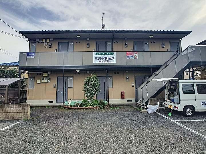 ウエストシャルム