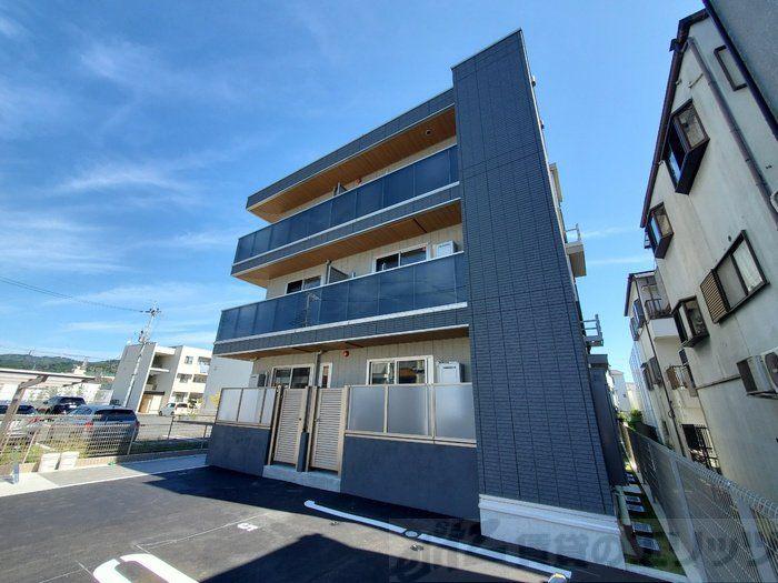 D-RESIDENCE 別所中の町