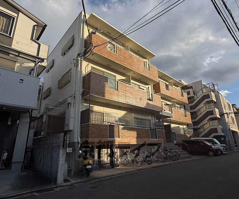 メゾン桃栄(1DK/2階)