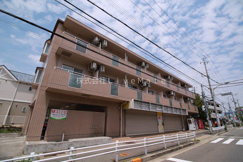 リバーサイド樫の木