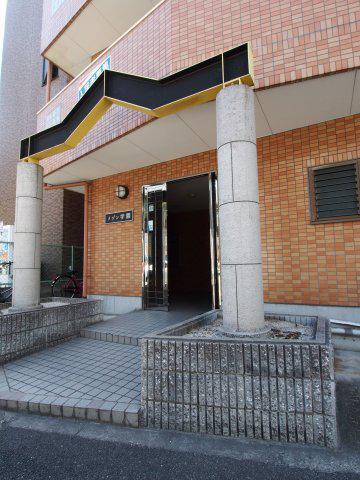 メゾン学園