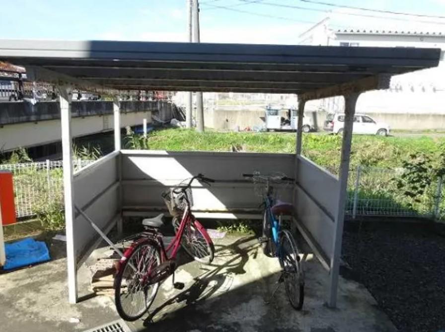 ＪＲ奥羽本線 土崎駅 徒歩33分 2階建 築23年