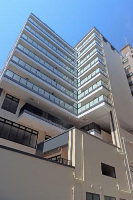 フォンターナガーデン博多駅前