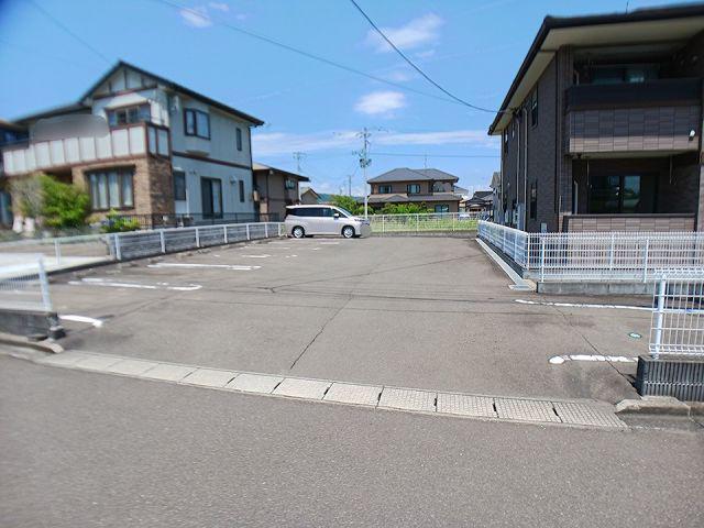 ハイツ作田山