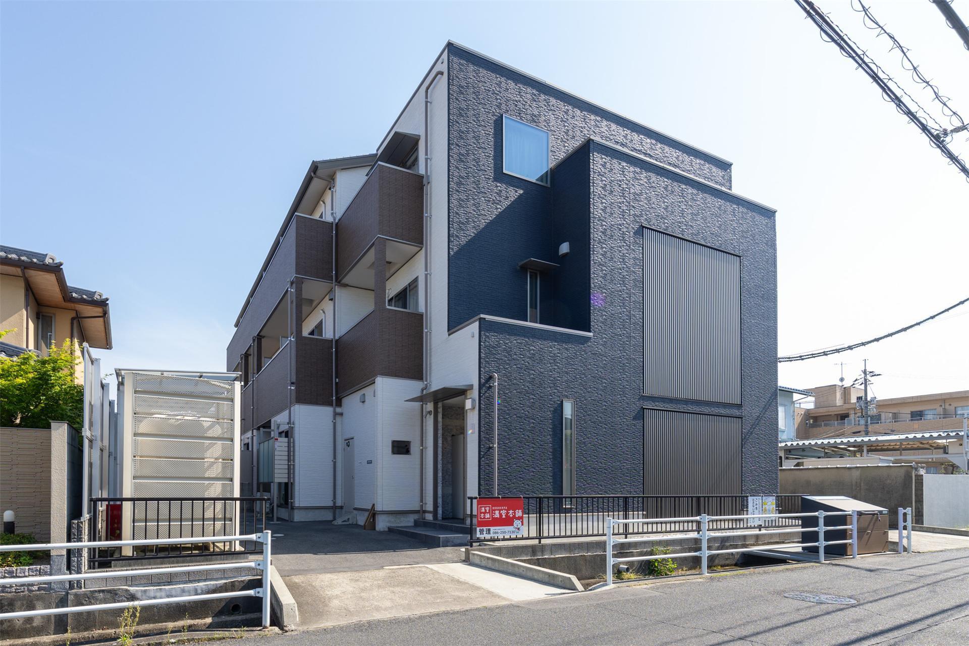 フィユメゾン学南町