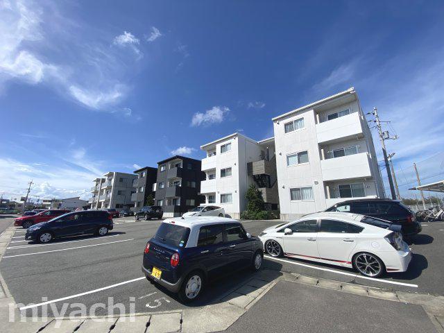ピースコウセイ古川