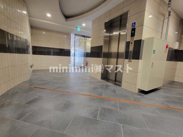 セレニテフラン野田阪神駅前