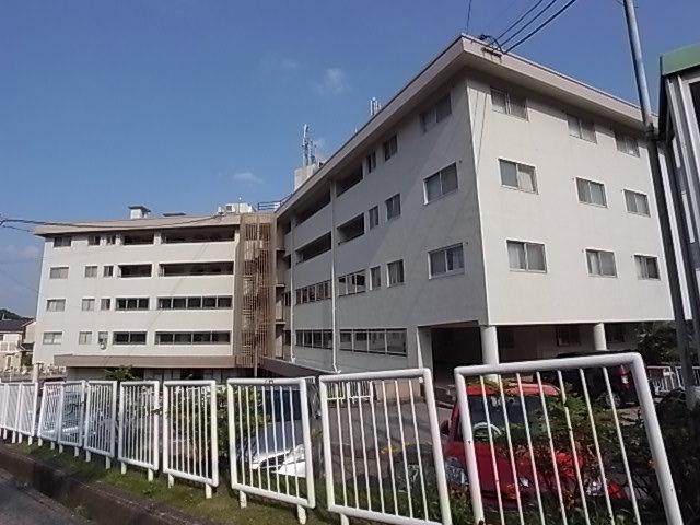 夙川台サンハイツD棟