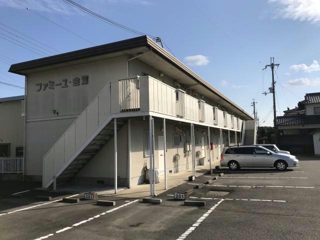 ファミーユ金澤