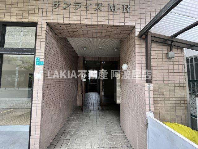 LAKIAMAISON弁天町