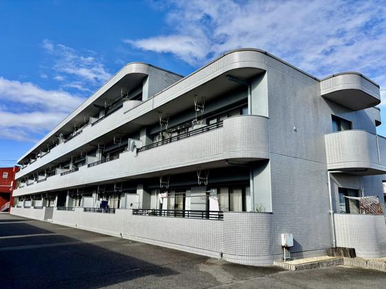 エスティ阪田