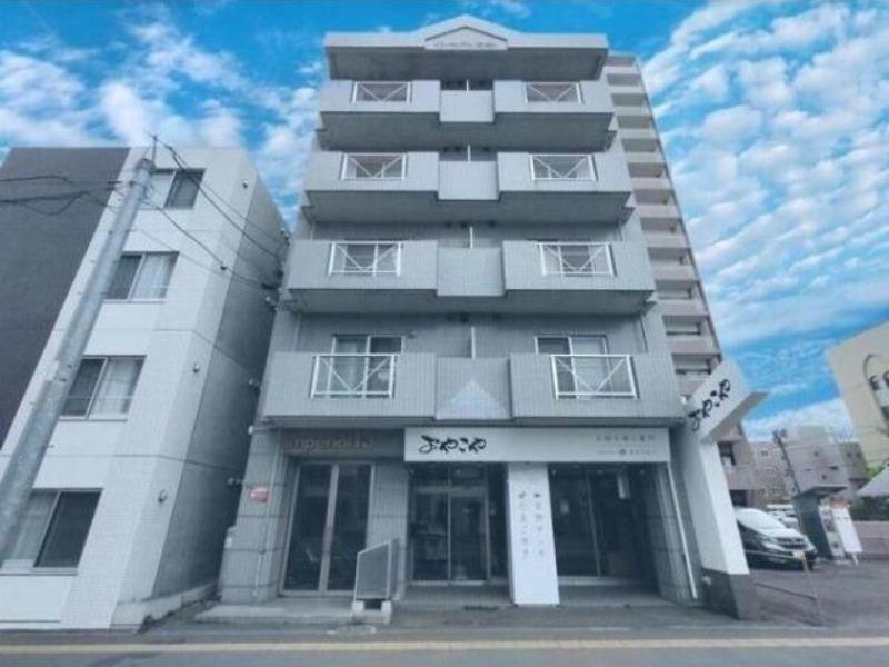 インペリアル13