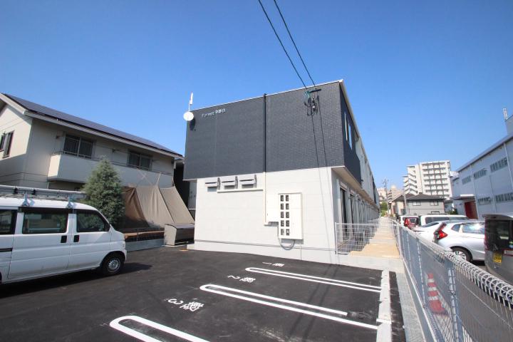 フォレスト平野A 東棟