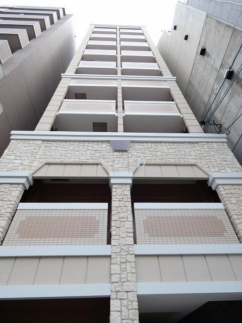 ミラノ堺筋