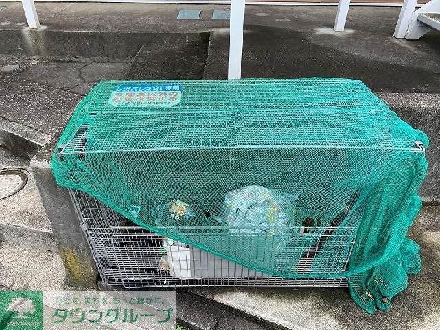 レオパレスべガ