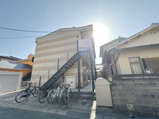 レオパレスサウス学南町