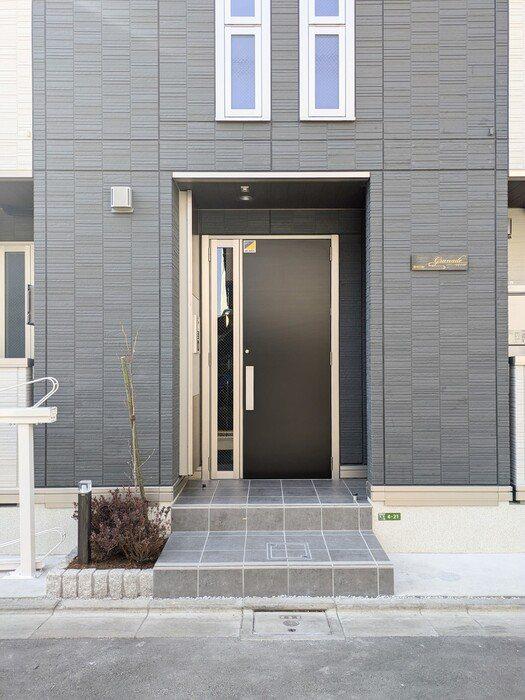 グラナーデ西新井栄町