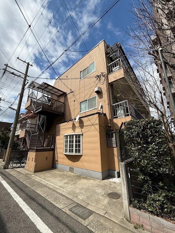 ピオーネ西難波