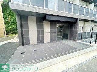 エストゥルース横浜吉野町II
