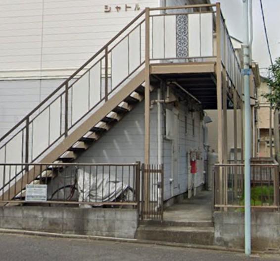 シャトル