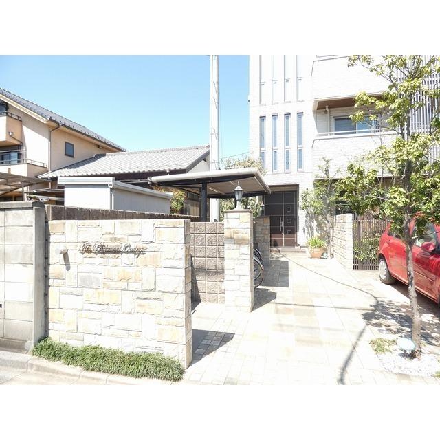  THE PARK COURT OMIYA