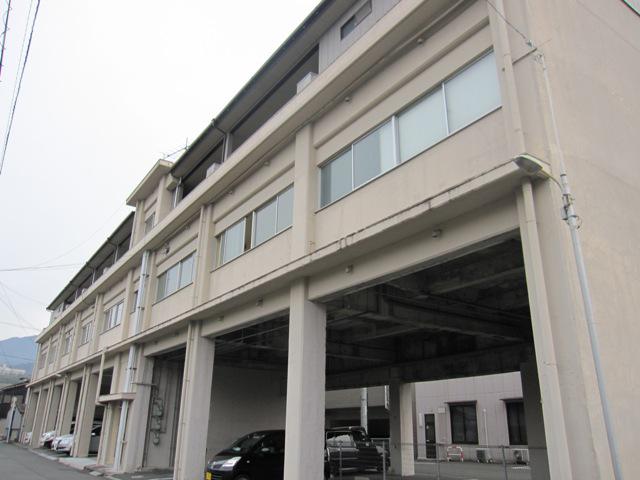 曽根マンション(3LDK/2階)