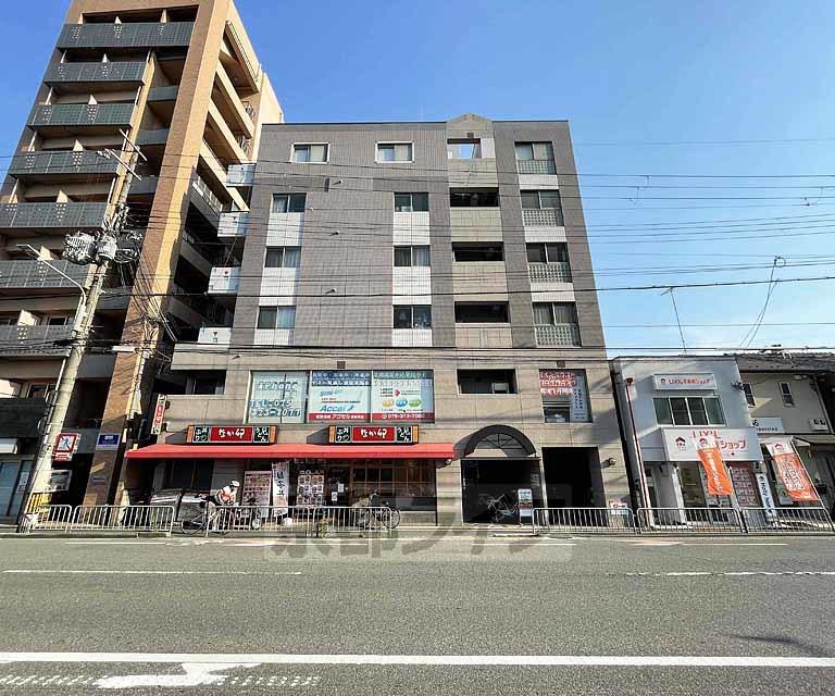グランフォルム西院