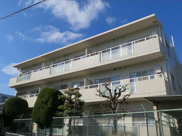 サンワロイヤルマンション2号館