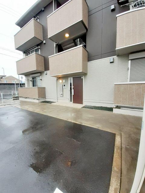 ファームヴィレッジ三番館