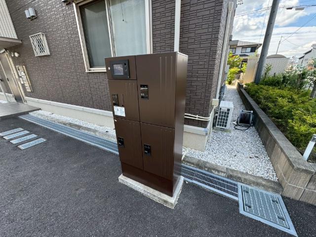 エミネンス B