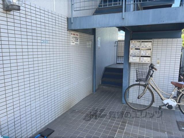 マンション12番館