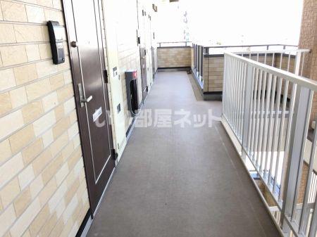 アバンウェル荒川