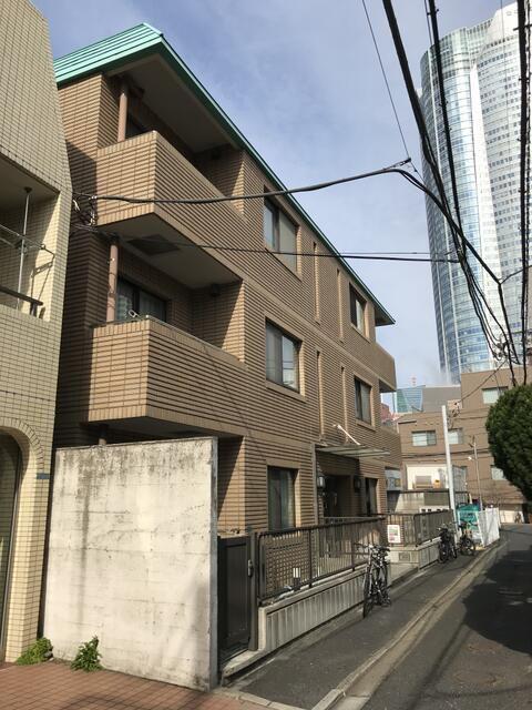 西麻布フラッツ