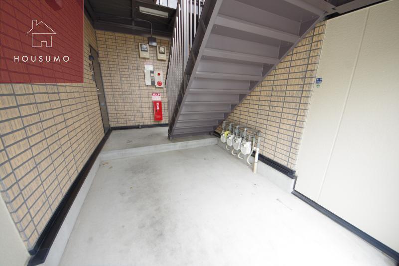 ヴァロンドール角田A棟