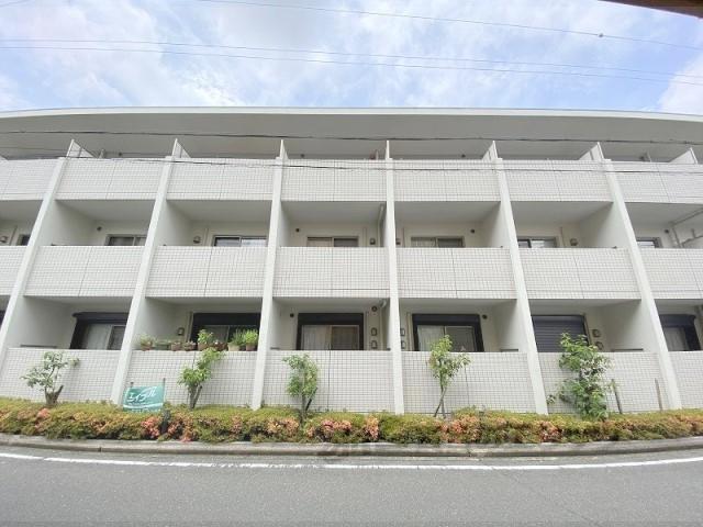 クラウンスリー